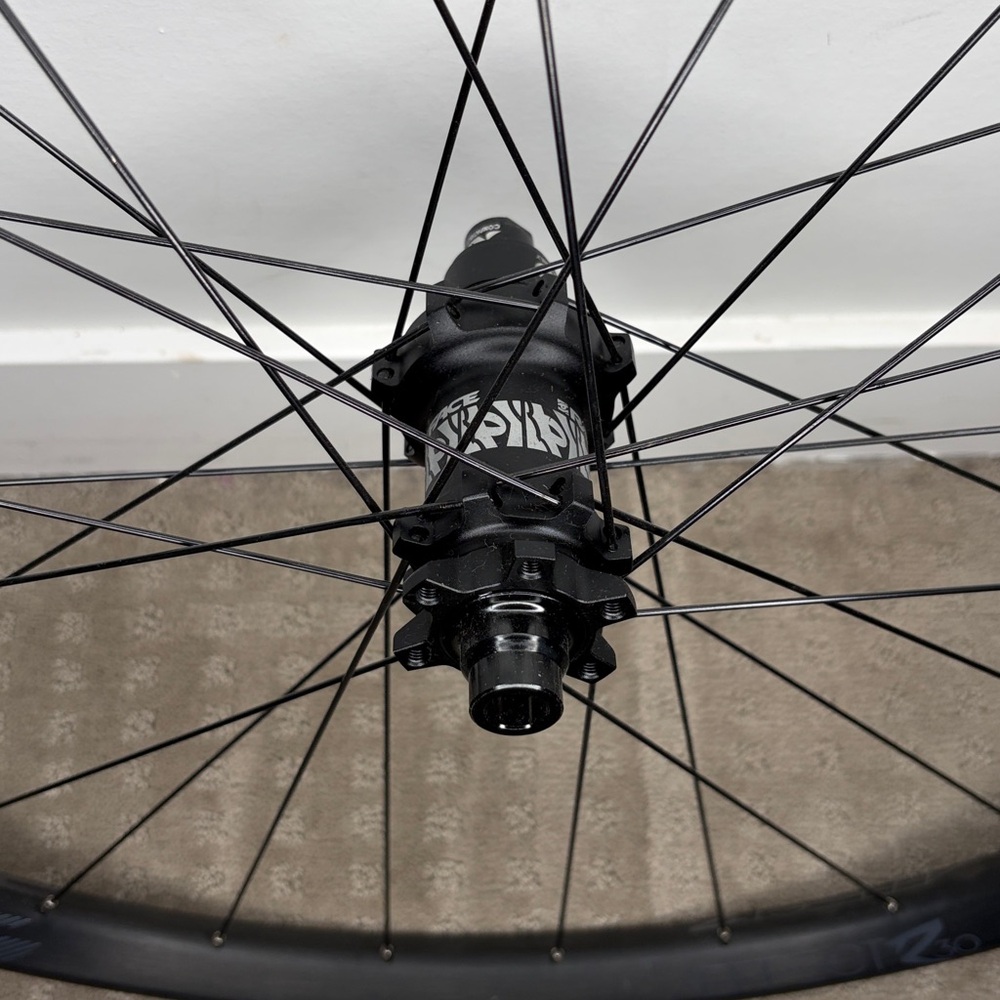 Race Face Aeffect R30 Aluminum Wheel - Picture 4 of 10